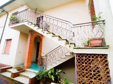 Foto Villa bifamiliare a Pisa San Rossore - Barbaricina di 88 m² in affitto