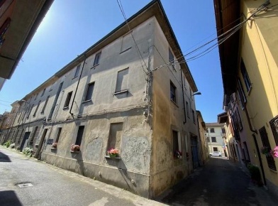 Foto Appartamento a Castelnuovo Scrivia Centro di 107 m² con 4 locali