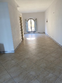 Foto Locale commerciale a Calcinaia Fornacette di 40 m² con 1 locali