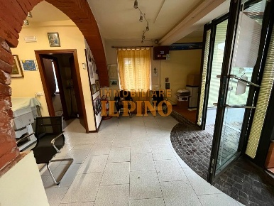 Foto Locale commerciale a Cascina Navacchio Nord - Zambra di 60 m²