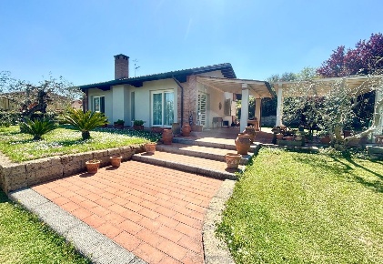 Foto Casa indipendente a San Miniato Ponte a Elsa - Brusciana di 180 m²