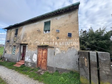 Foto Casa indipendente a Santa Maria a Monte di 100 m² con 4 locali