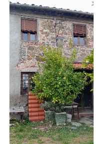 Foto Casa indipendente a Montecatini-Terme di 150 m² con 7 locali