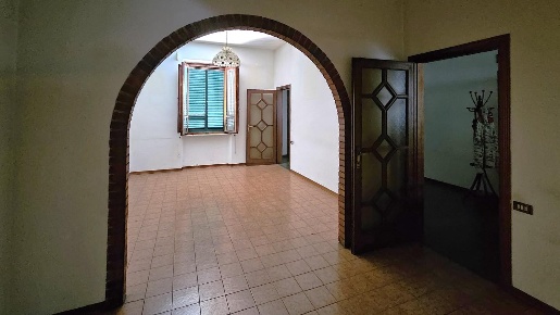 Foto Appartamento a San Giuliano Terme Pontasserchio, Pappiana di 230 m²