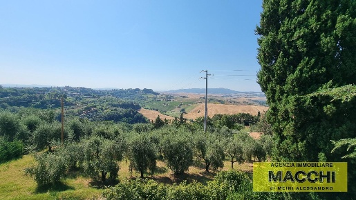 Foto Casa indipendente a Terricciola Centro di 350 m² con 10 locali