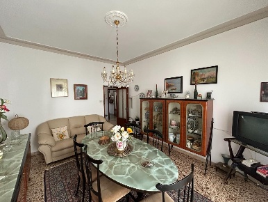 Foto Appartamento a Siena San Prospero di 144 m² con 7 locali in vendita