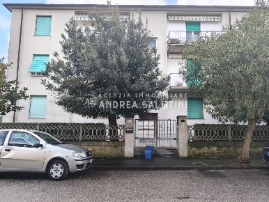 Foto Appartamento a Cascina Centro di 70 m² con 3 locali in vendita