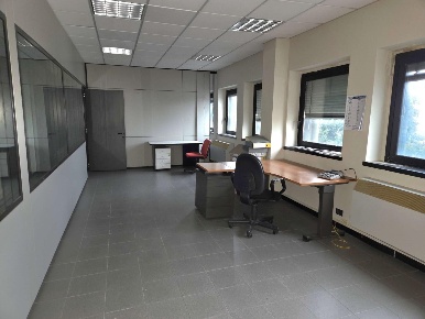 Foto Ufficio a Capannori Lammari - Lunata di 90 m² con 3 locali in vendita