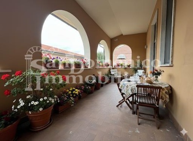 Foto Casa indipendente a Pisa Riglione - Oratoio di 300 m² con 12 locali