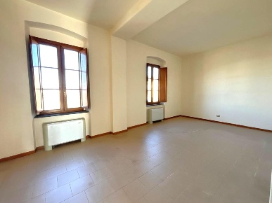 Foto Ufficio a Lucca Arancio di 115 m² con 4 locali in vendita