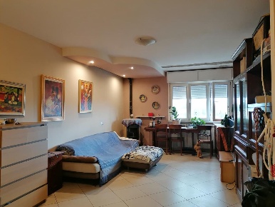 Foto Appartamento a Carrara Avenza di 104 m² con 5 locali in vendita