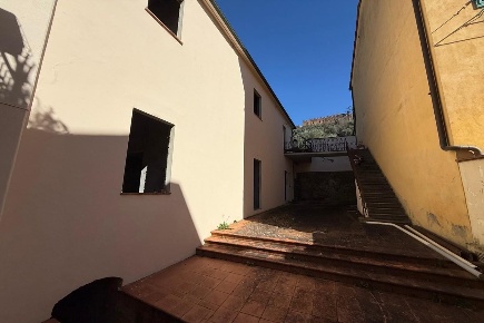 Foto Appartamento a Certaldo Centro di 160 m² con 7 locali in vendita