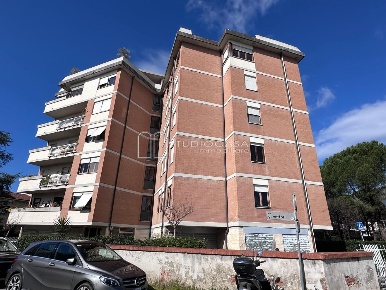 Foto Appartamento a Pisa Pratale di 120 m² con 5 locali in vendita