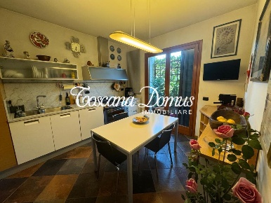 Foto Appartamento a Siena Scacciapensieri di 140 m² con 6 locali in vendita