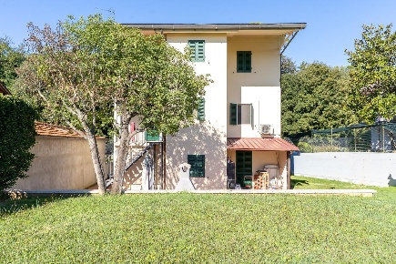 Foto Casa indipendente a Lamporecchio Centro di 75 m² con 5 locali
