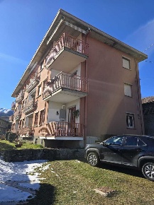 Foto Appartamento in Via Calbera 12, Sormano Centro di 65 m² con 2 locali