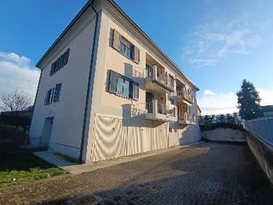 Foto Appartamento a Varano de' Melegari di 116 m² con 5 locali in vendita