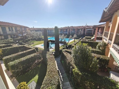 Foto Appartamento a Puegnago del Garda Raffa di 100 m² con 3 locali