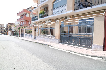 Foto Appartamento in Via dei sei Mulini 32, Giardini-Naxos Centro di 140 m²
