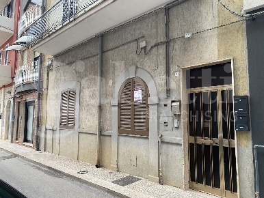 Foto Appartamento in Via Gramsci 1, Acquaviva delle Fonti di 90 m²