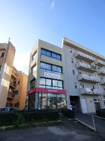 Foto Ufficio in Via Mattarella 184, Bagheria Centro di 99 m² con 3 locali