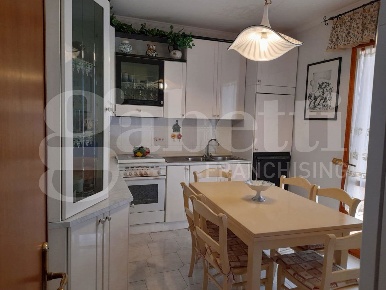 Foto Appartamento in Via Gesualdo Bufalino 5, Aci Catena Centro di 80 m²