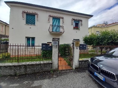 Foto Appartamento in Via BARTOLOMEO GIULIARI 76, Verona Borgo Roma di 20 m²