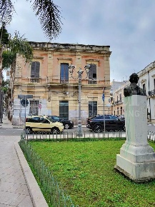 Foto Casa indipendente in Corso Roma 90, Brindisi Centro Storico di 300 m²