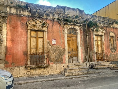 Foto Casa indipendente in Via LibertÃ  40, Pachino Centro di 110 m²