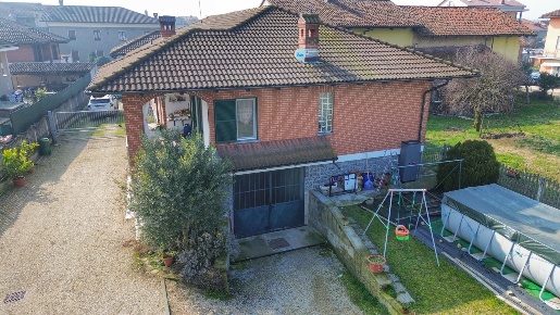 Foto Villa bifamiliare in Via del Vaschetto 130, Poirino Favari Avatanei