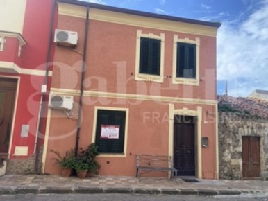 Foto Casa indipendente in Via Montesile 17, Ittiri di 157 m² con 4 locali