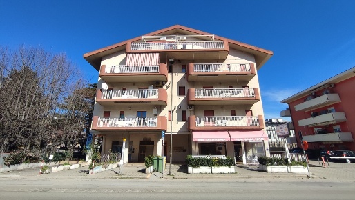 Foto Appartamento in via roma 147, Silvi Silvi Marina di 60 m² con 3 locali