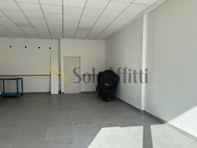 Foto Locale commerciale a Castelfidardo di 52 m² con 1 locali in affitto