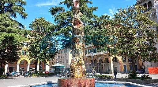 Foto Appartamento in Piazza Benedetto Brin 5, La Spezia di 205 m²