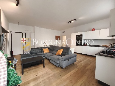 Foto Appartamento in Via Cesare Boldrini, Bologna Marconi di 110 m²