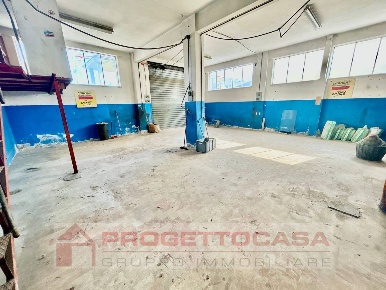 Foto Locale commerciale in Via Giovanni XXIII 11, Monteprandone Centobuchi