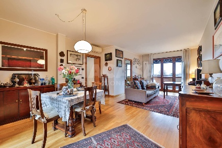 Foto Appartamento in Via XXV Aprile 33/A, Mezzago di 119 m² con 4 locali