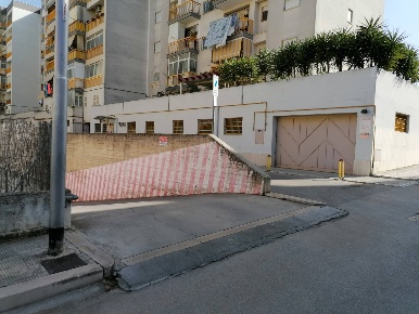 Foto Posti auto in via Redipuglia, Canosa di Puglia Centro di 15 m²