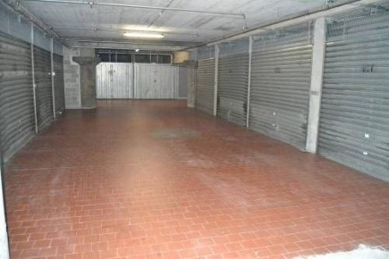 Foto Posti auto in Via Tommaso Grossi 3, Torino San Salvario - Dante