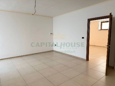 Foto Locale commerciale a Sperone di 71 m² con 2 locali in affitto