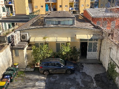 Foto Laboratorio in Via Monte Cimone 19, Torino Pozzo Strada di 300 m²