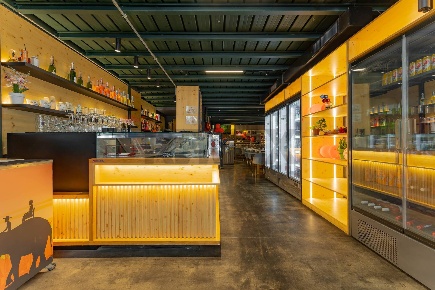 Foto Attività commerciale in Via Argiro 48, Bari Murat di 650 m² in vendita