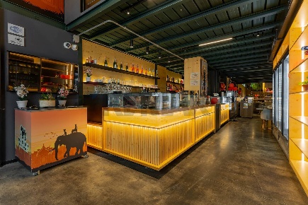 Foto Attività commerciale in Via Argiro 48, Bari Murat di 650 m² in vendita