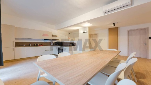Foto Appartamento in via norma cossetto 25, Padova Stazione di 220 m²
