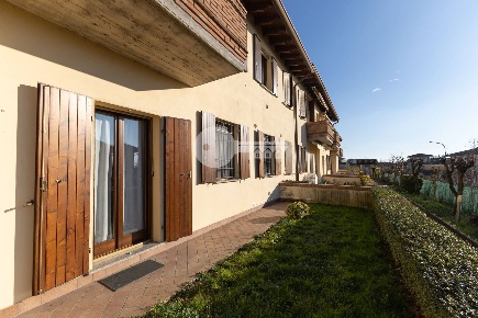 Foto Appartamento in Via San Rocco 18, Seniga Centro di 90 m² con 3 locali