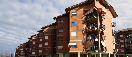Foto Appartamento in Via Trento 4H, Saluzzo Centro di 95 m² con 4 locali
