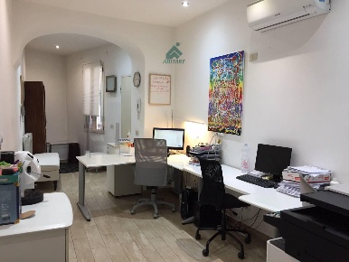Foto Ufficio in VIA Alfieri 18, Milano Paolo Sarpi di 80 m² con 2 locali