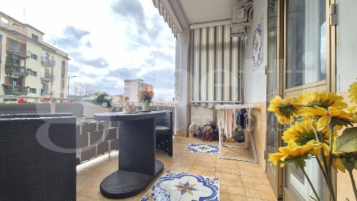 Foto Appartamento in Diocleziano, Napoli Fuorigrotta di 95 m² con 3 locali