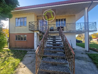 Foto Casa indipendente in VIA Casarsa 40, Zoppola di 226 m² con 14 locali