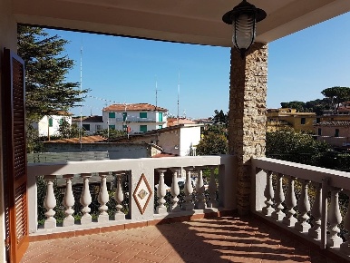 Foto Appartamento a Rio Cavo di 76 m² con 5 locali in vendita